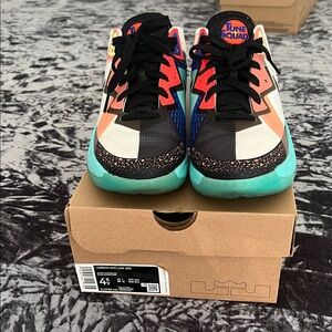 Nike Kids LeBron Low Tune Squad Multicolor Sneakers